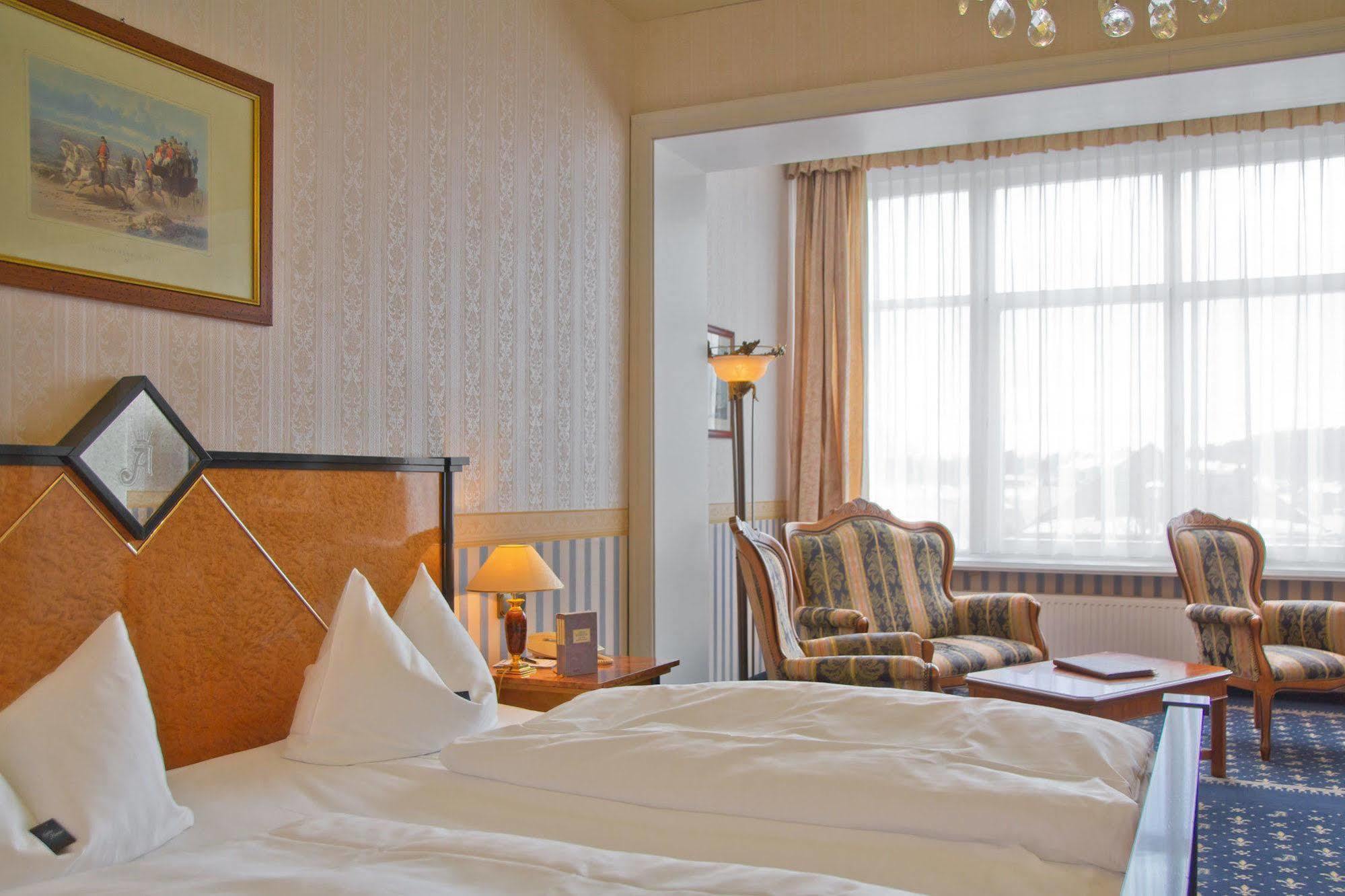 Seetelhotel Strandhotel Atlantic Heringsdorf  Bagian luar foto